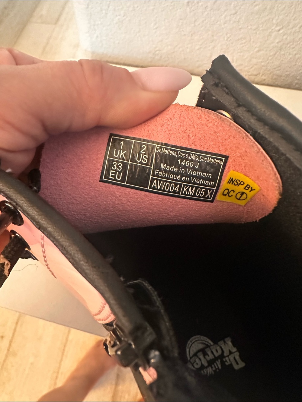 Dr. Martens Lace-Up Pink Combat Boots for kids - Picture 5 of 5